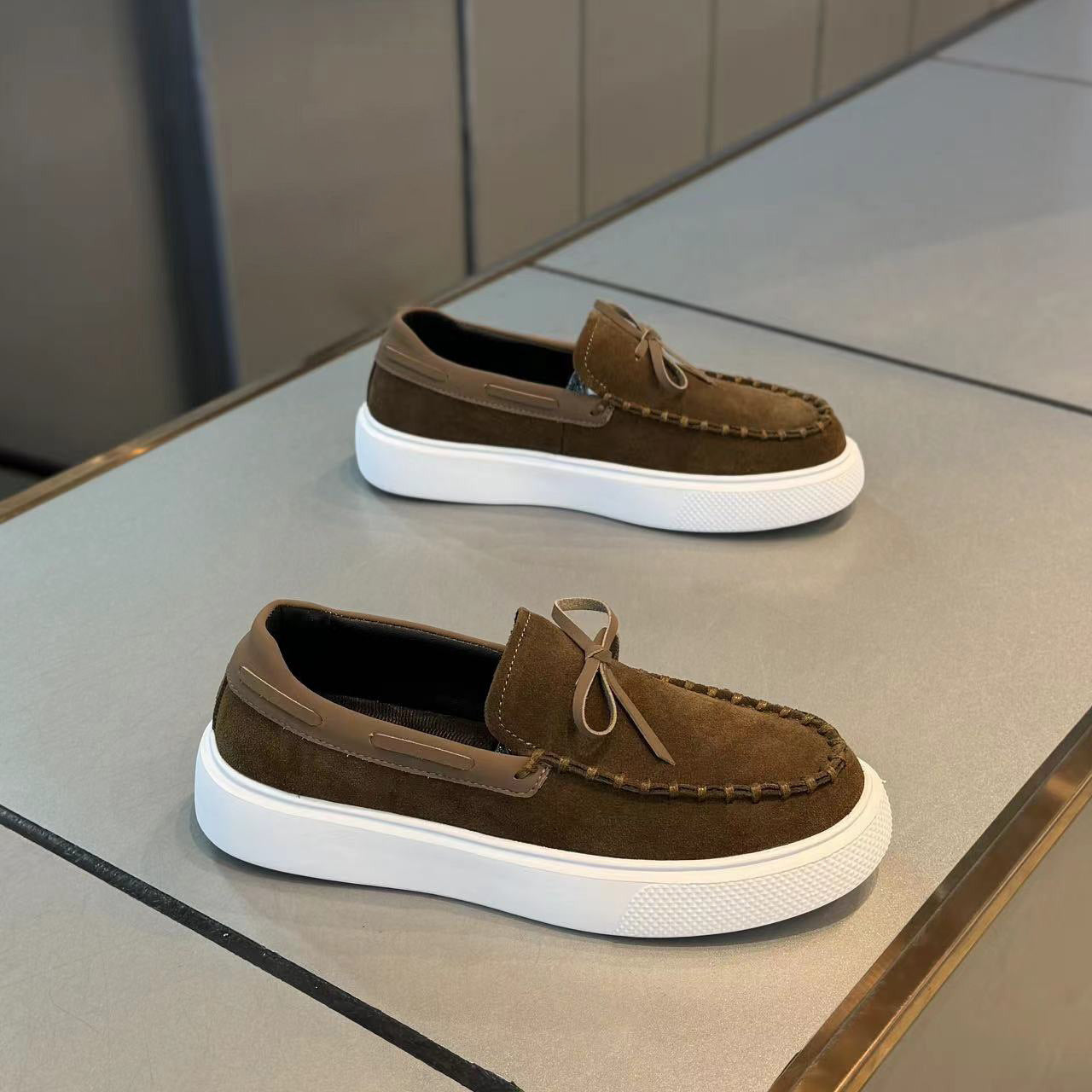 Mocassin Luxe Homme - Le style qui fait tourner les regards
